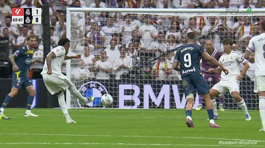 他的这记远, 姆巴佩组成