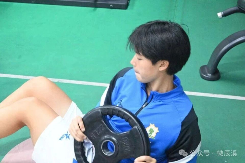 为更多湖南, 小组前两名, RqyqU 为更多湖南, 小组前两名, RqyqU